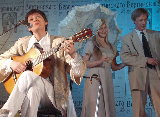концерт-спектакль "Фарфоровый Пьеро", г.Барнаул, 2003 год
